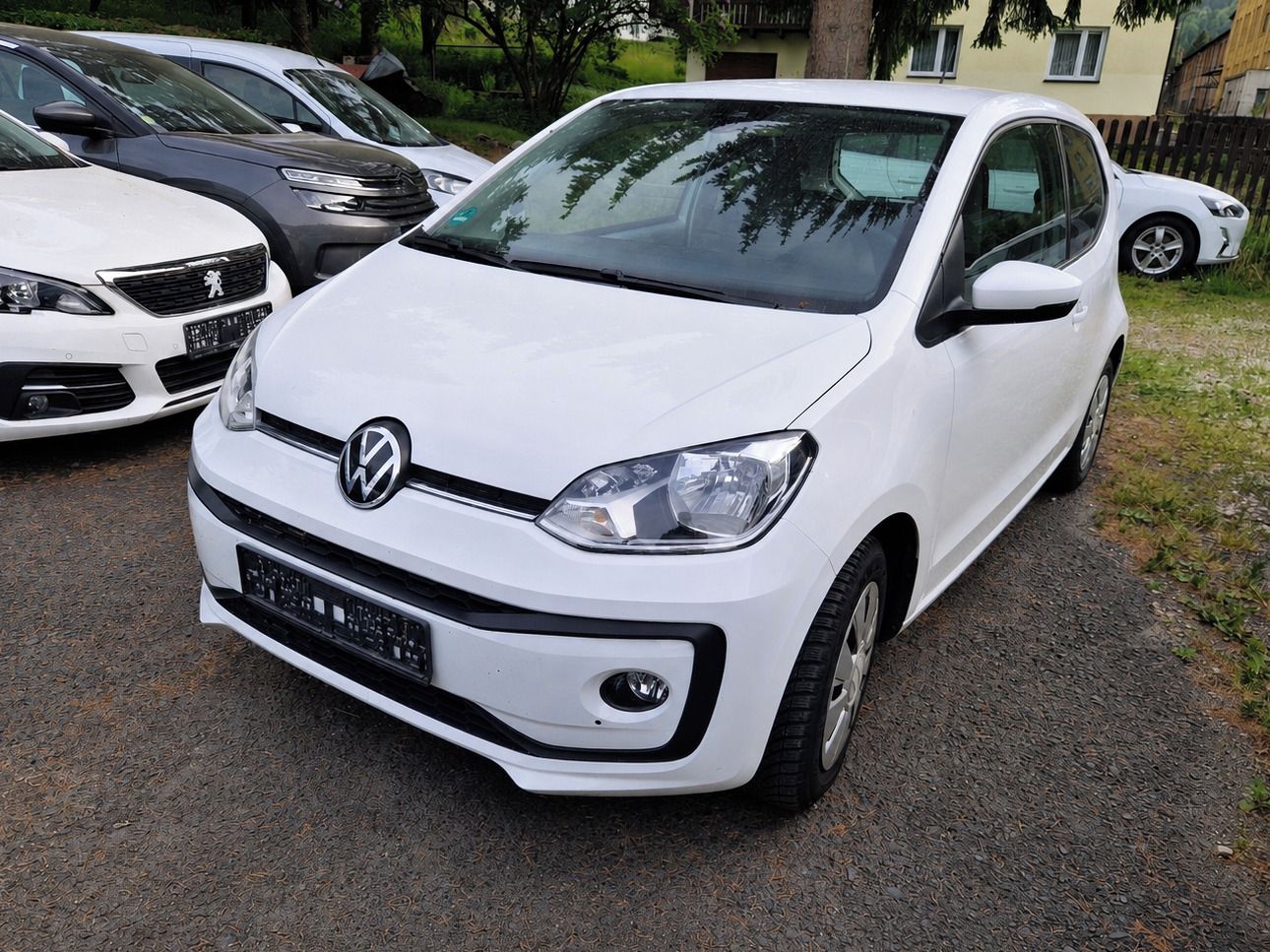 Volkswagen Up!, 1.0 MPi (48 kW), 85 tis. km - fotka 3