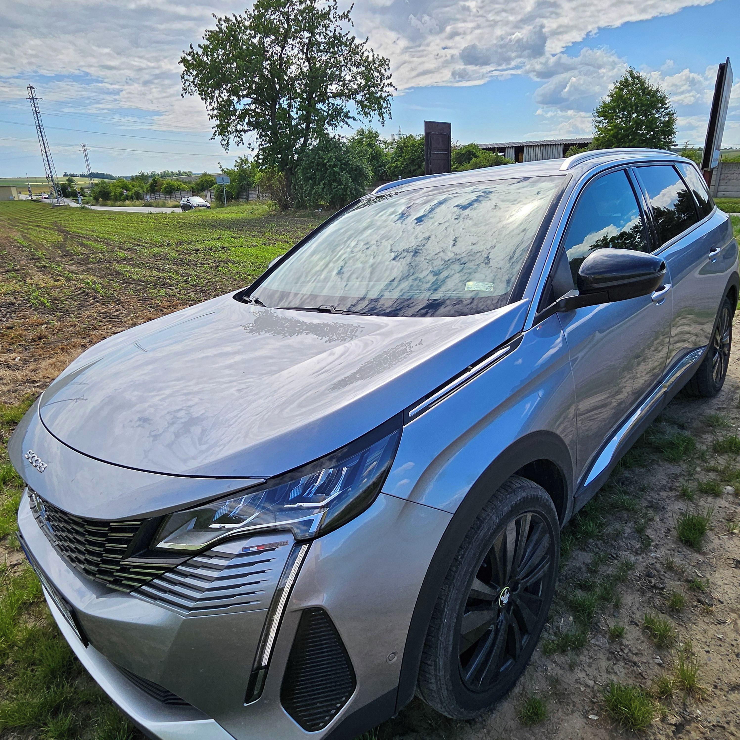 Peugeot 5008, 1.2i ALLURE 7 místné