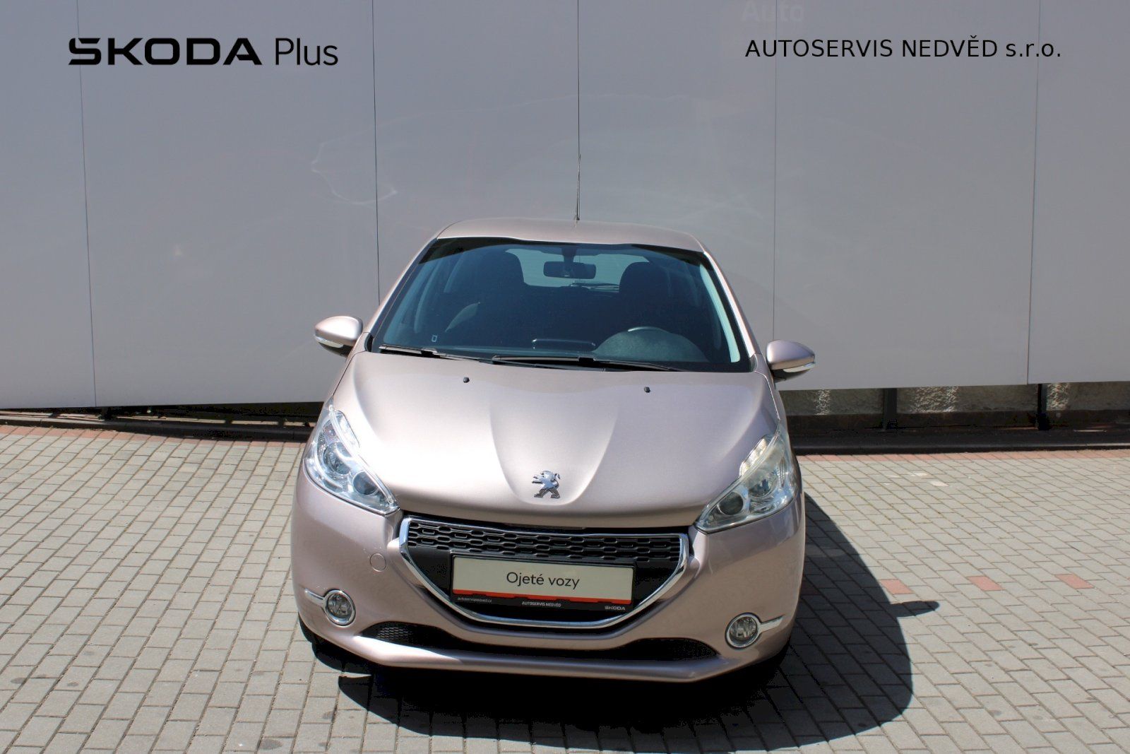 Peugeot 208, Active 1,2/82kW 5M - fotka 4