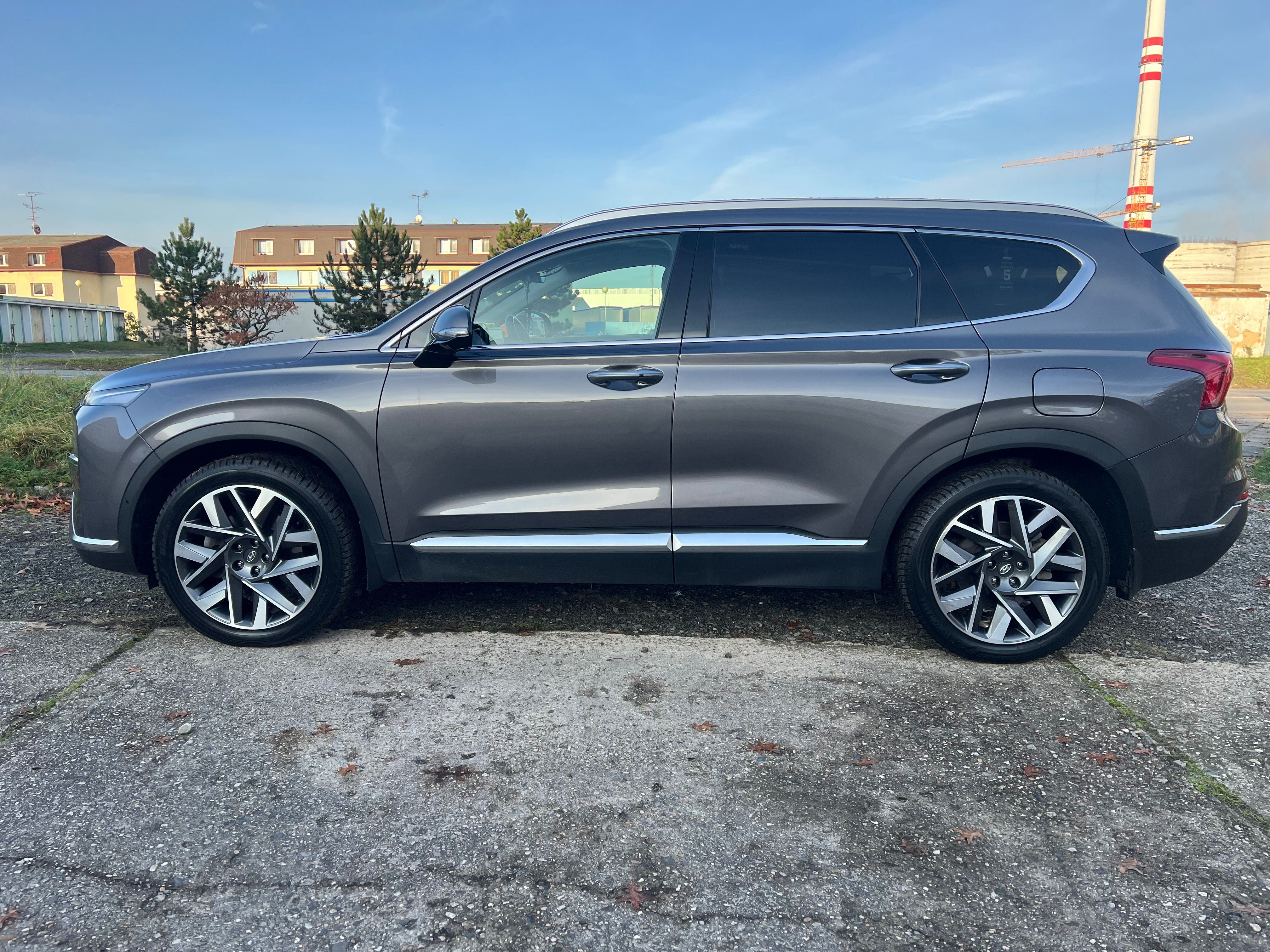 Hyundai Santa Fe, Hyundai Santa Fe 4x4 147 kW D - fotka 4