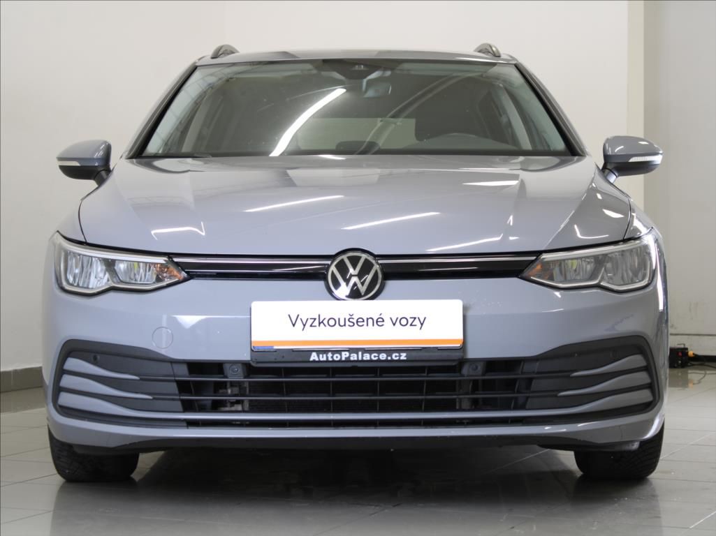 Volkswagen Golf, 1,5 TSI Life Variant 141tkm.ČR - fotka 2