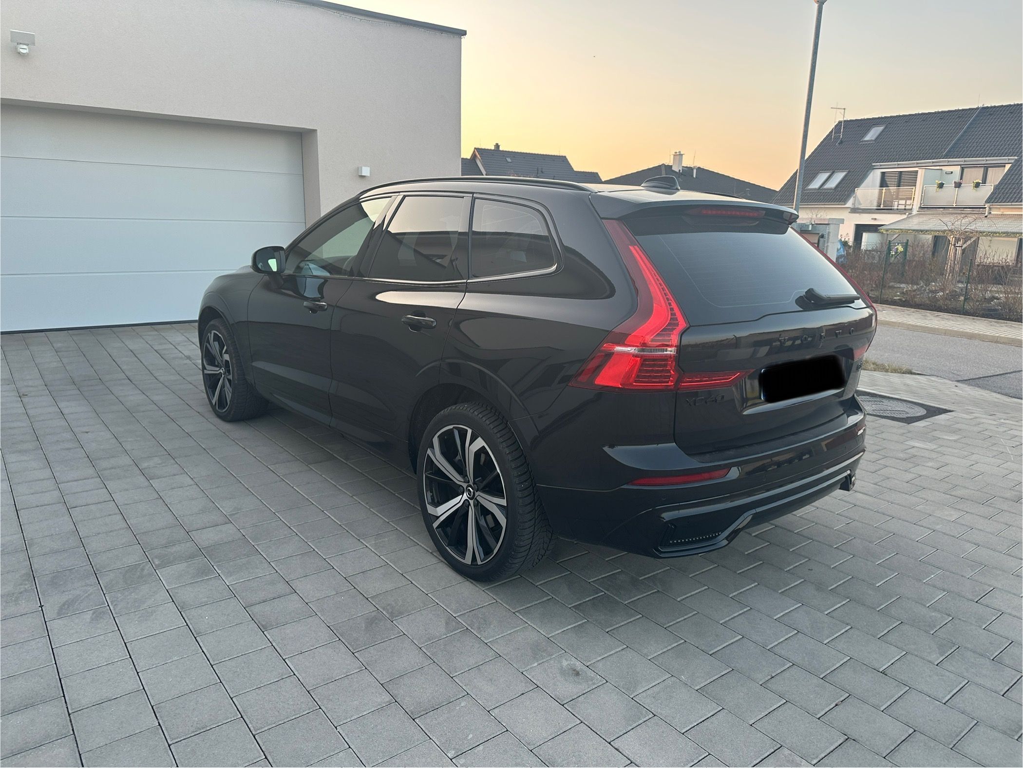 Volvo XC60, B5 AWD,Matrix,Tažné,21”,Kamera - fotka 4
