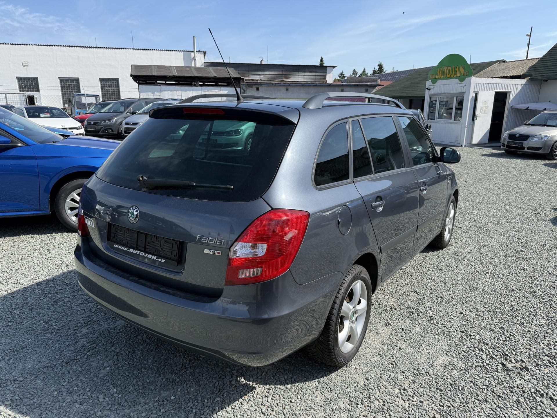 Škoda Fabia, 1.2 TSI FAMILY - fotka 6