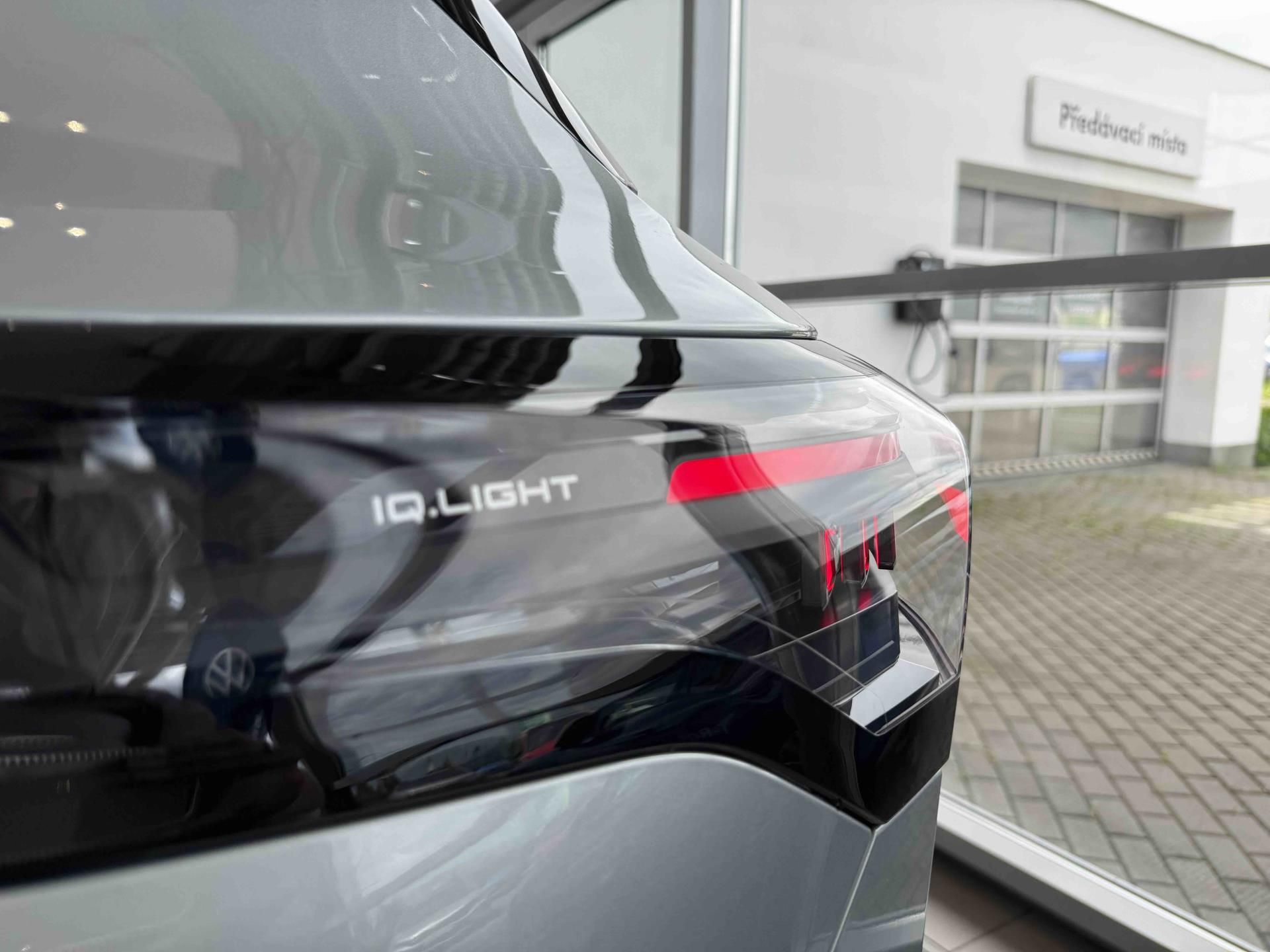 Volkswagen Tiguan, People 1,5 eTSI 96 kW mHEV - fotka 5