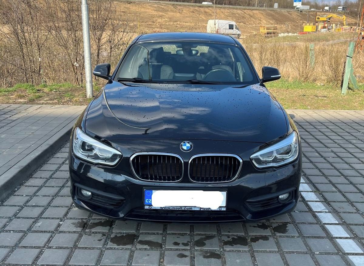 BMW Řada 1, 118D, manuál 2 - fotka 4