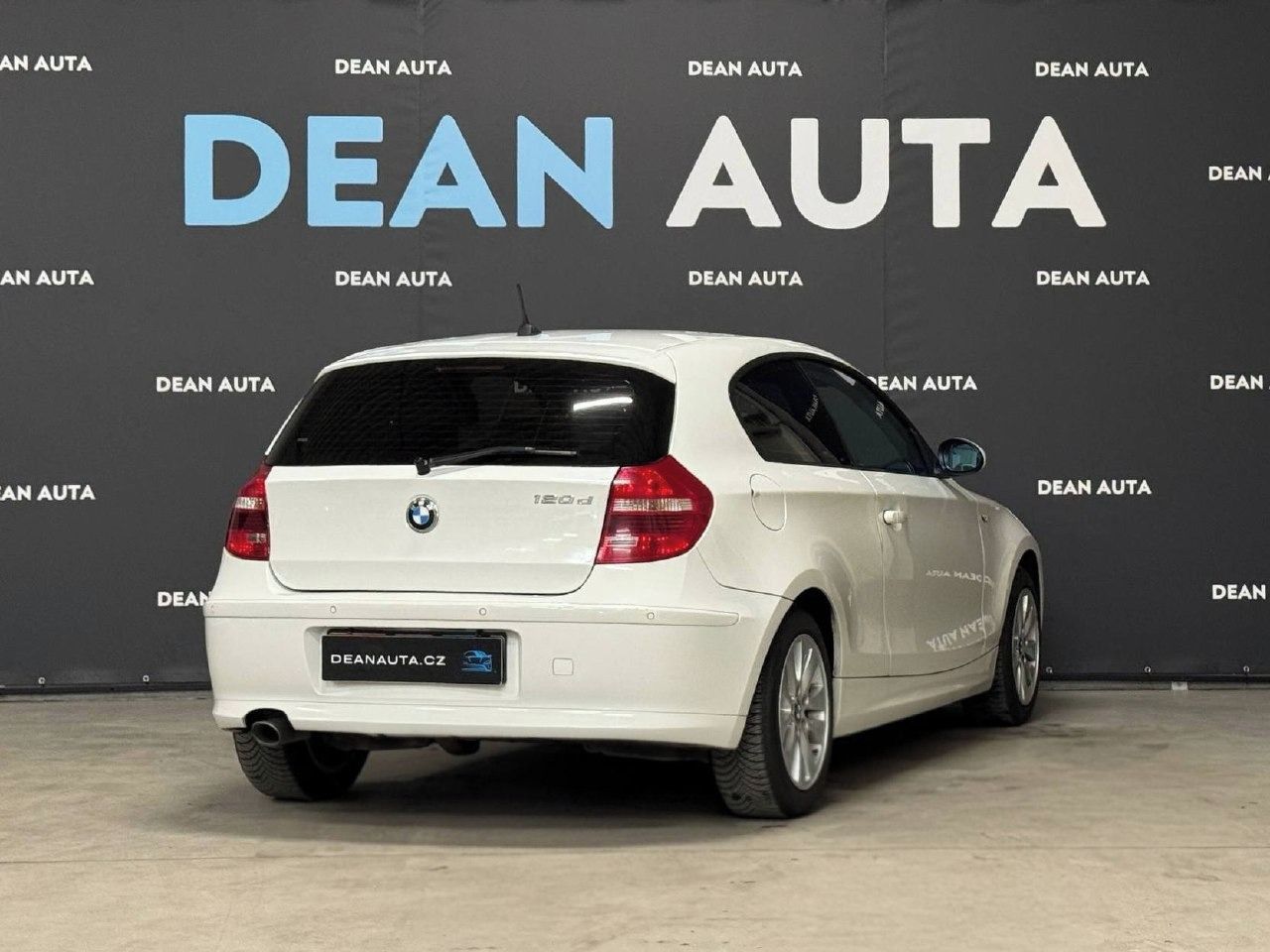 BMW Řada 1, 120D E81, Rozvody, ČR, Výbava - fotka 3