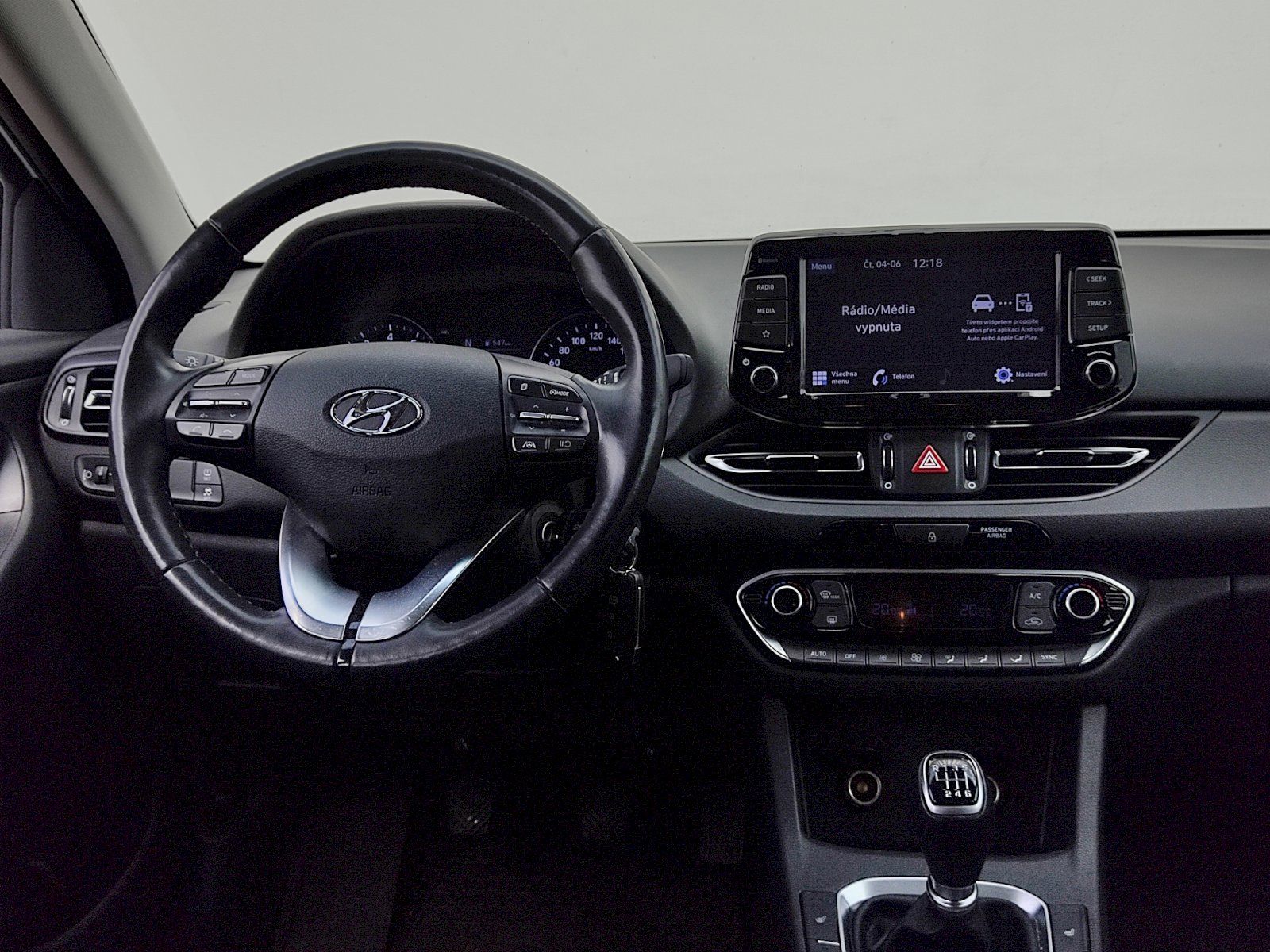 Hyundai i30, CW 1,5 T-GDI 117 kw - fotka 6
