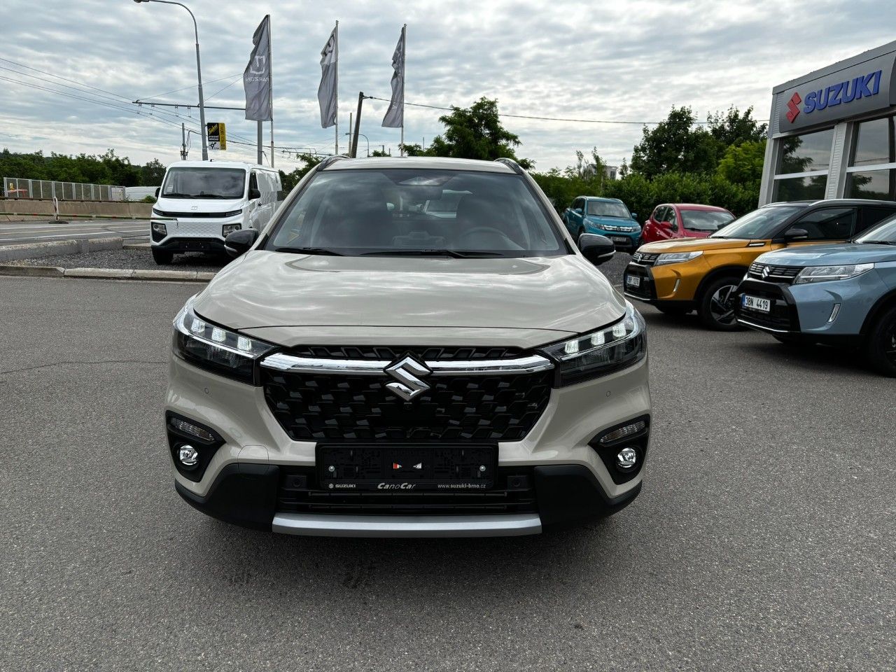 Suzuki S-Cross, 4x4 Black Edition - fotka 2