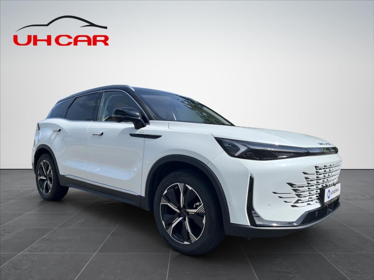 BAIC X7, 1,5 4x2  1.5T+7DCT - fotka 3