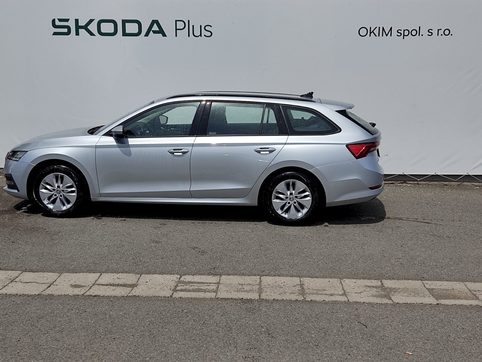 Škoda Octavia, Combi Ambition Plus 2,0 Tdi 85 - fotka 3