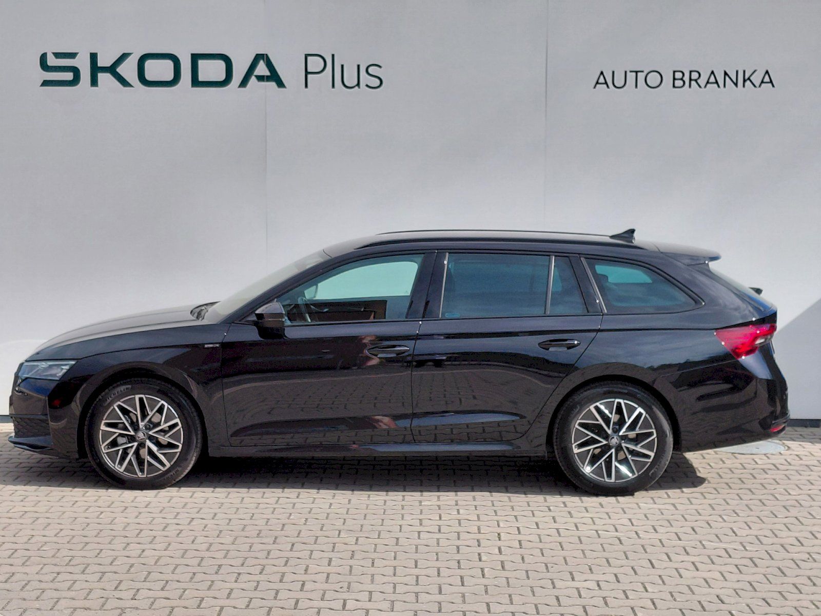 Škoda Octavia, 1,5 TSI M-HEV 110 KW SPORTLINE - fotka 3
