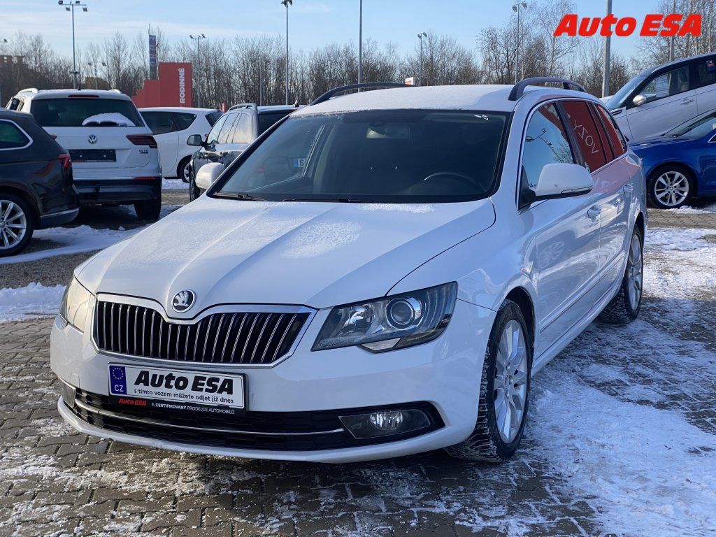 Škoda Superb, 2.0 TDi,Ambiente - fotka 3