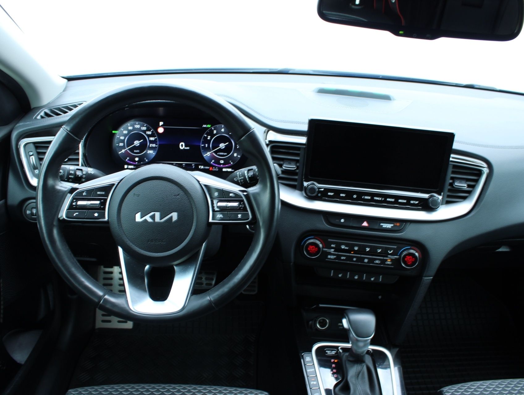 Kia Cee´d SW, PHEV 1.6 GDI  Premium 104kW - fotka 5