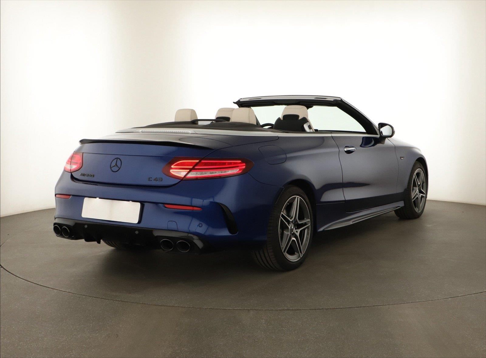 Mercedes-Benz Třídy C, 43 AMG 4MATIC, AMG Paket - fotka 5