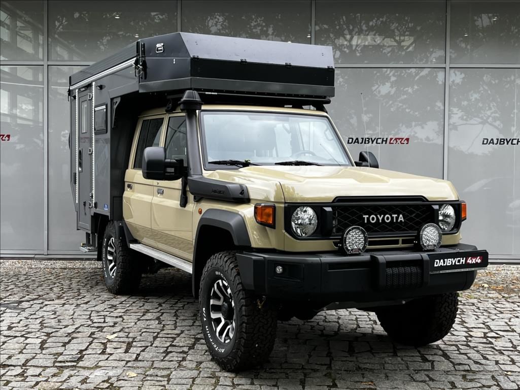 Toyota Land Cruiser, 4,0 Obytný - nejetý - fotka 3