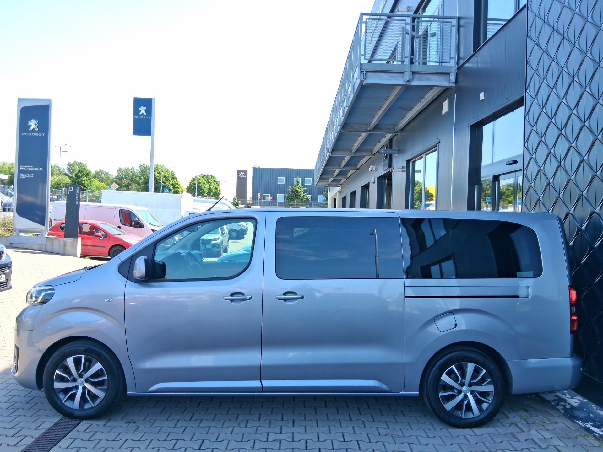 Toyota Proace Verso, FAMILY COMF. L2 2.0 D-4D 130kW - fotka 4