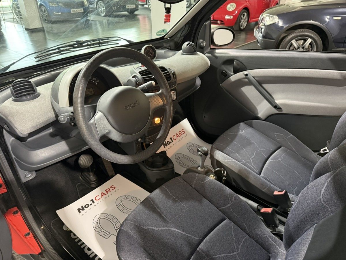 Smart Fortwo, 0,6   i PURE ALU TOP STAV - fotka 6