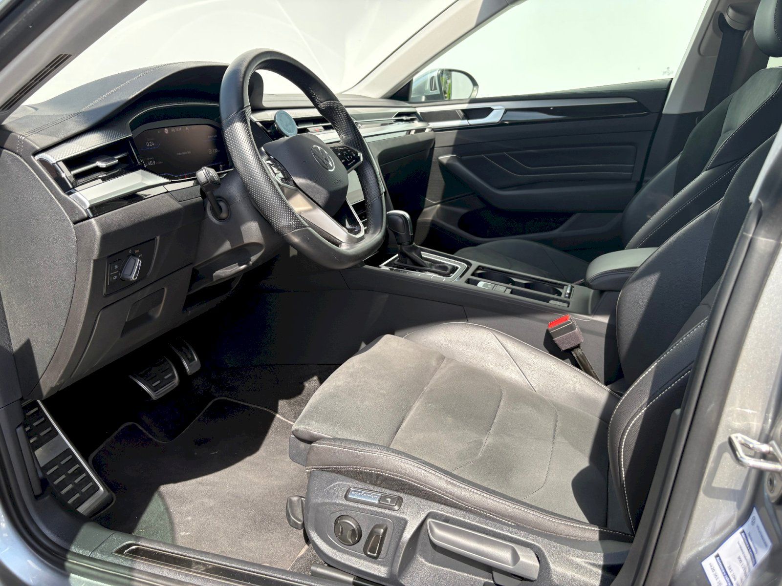 Volkswagen Arteon, 2.0 TDI BMT 147kW DSG Elegance - fotka 6