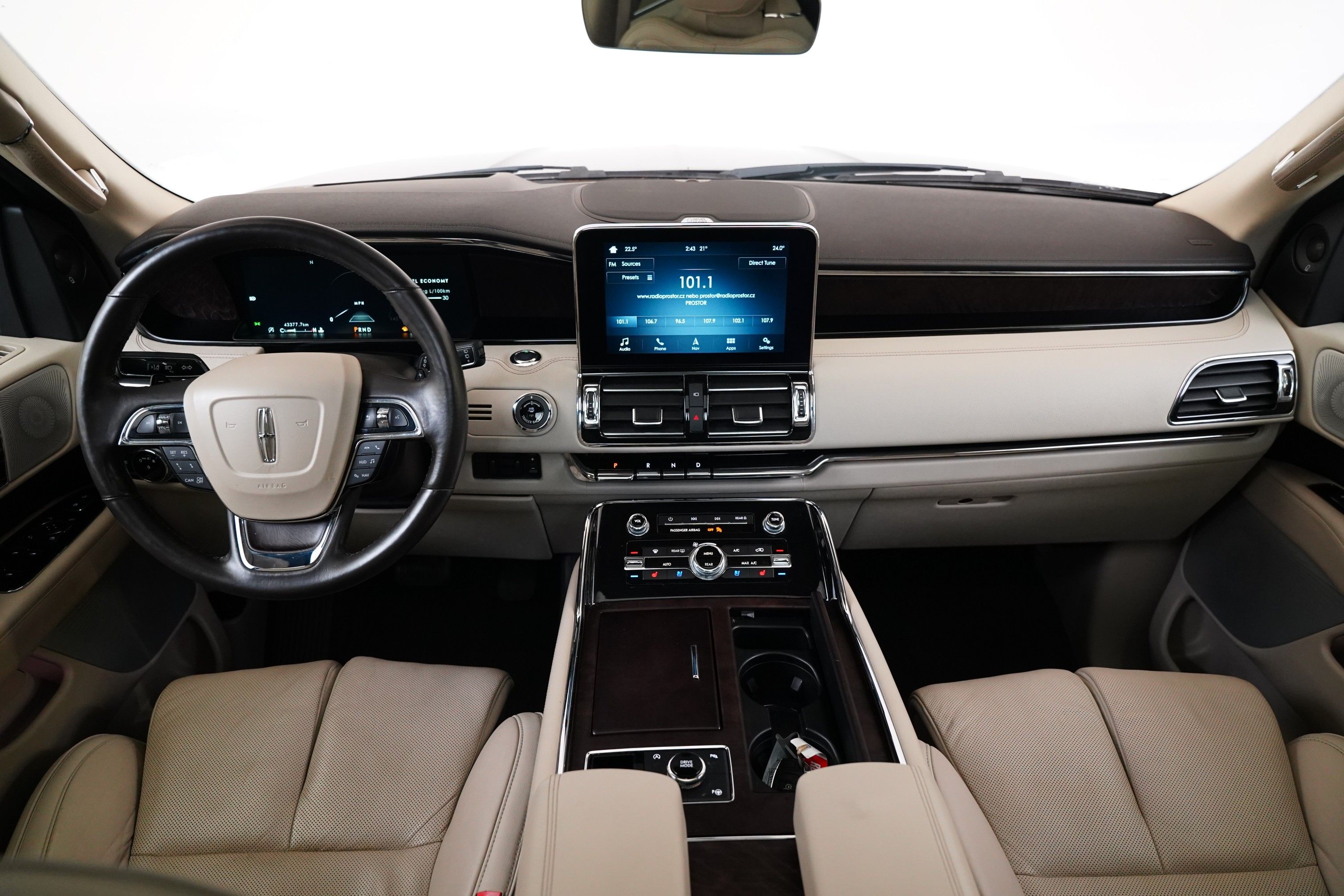 Lincoln Navigator, 3.5 EcoBoost V6 336 kW - fotka 5