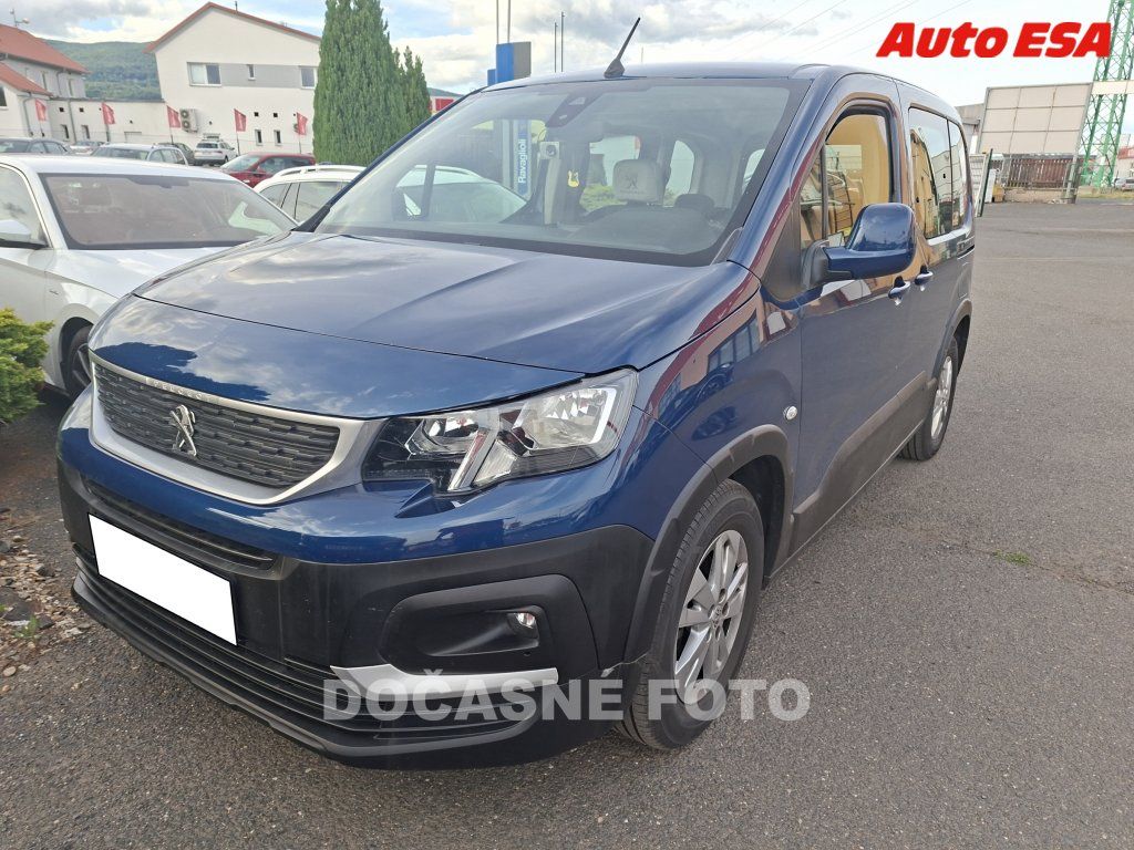 Peugeot Rifter, 1.2i,1.maj