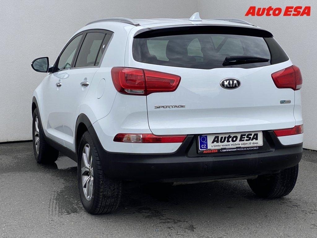 Kia Sportage, 1.6 GDi - fotka 6