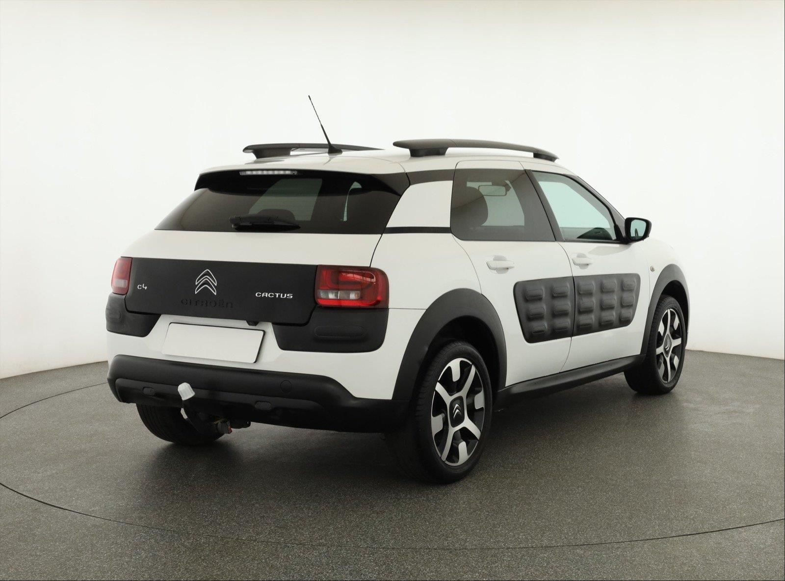 Citroën C4 Cactus, 1.6 BlueHDi, Serv.kniha, Navi - fotka 5