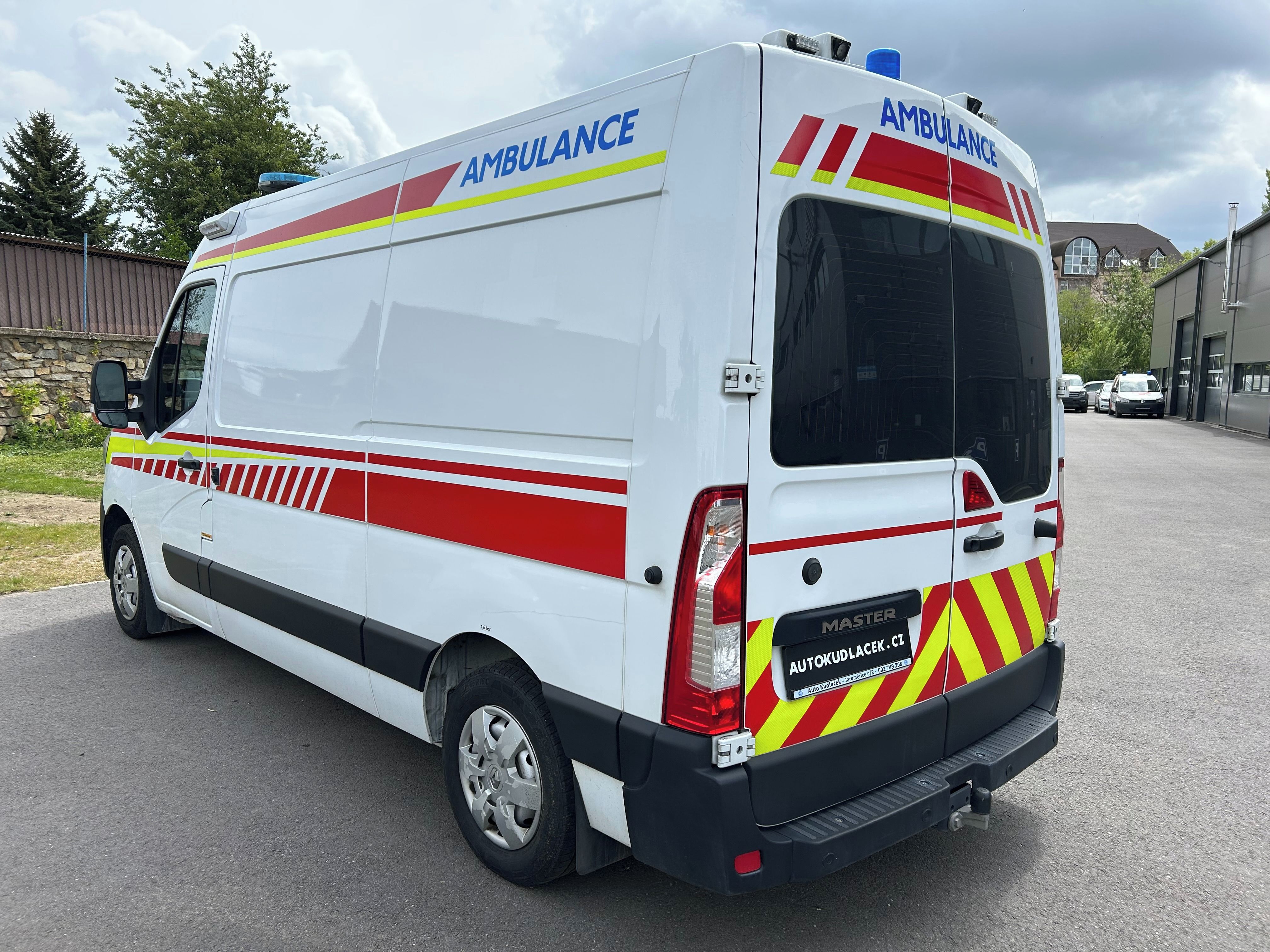 Renault Master, 2.3 DCI Sanitní vůz - manuál - fotka 4