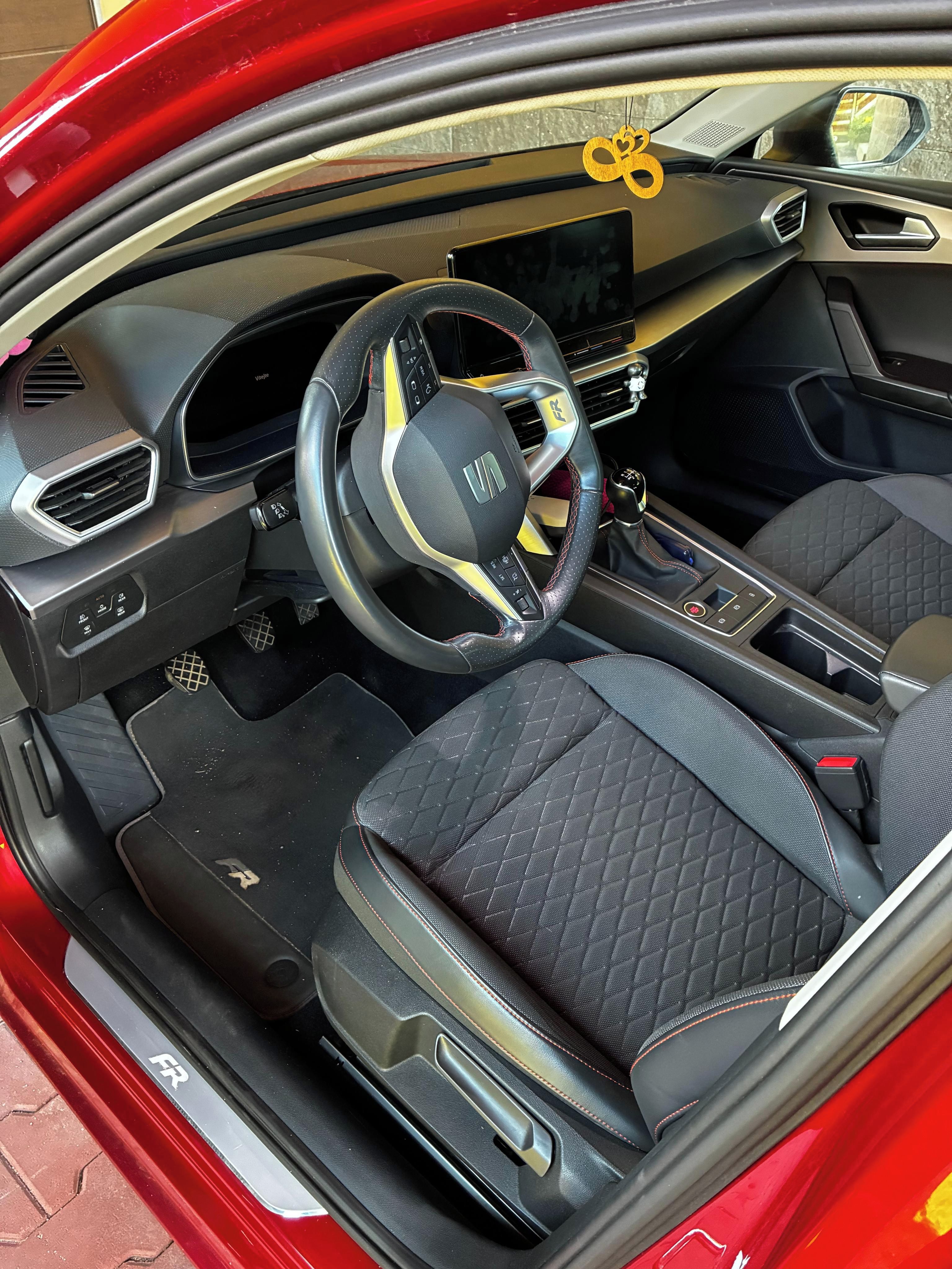 Seat Leon, SEAT LEON 1,5 FR 96 kW - fotka 3