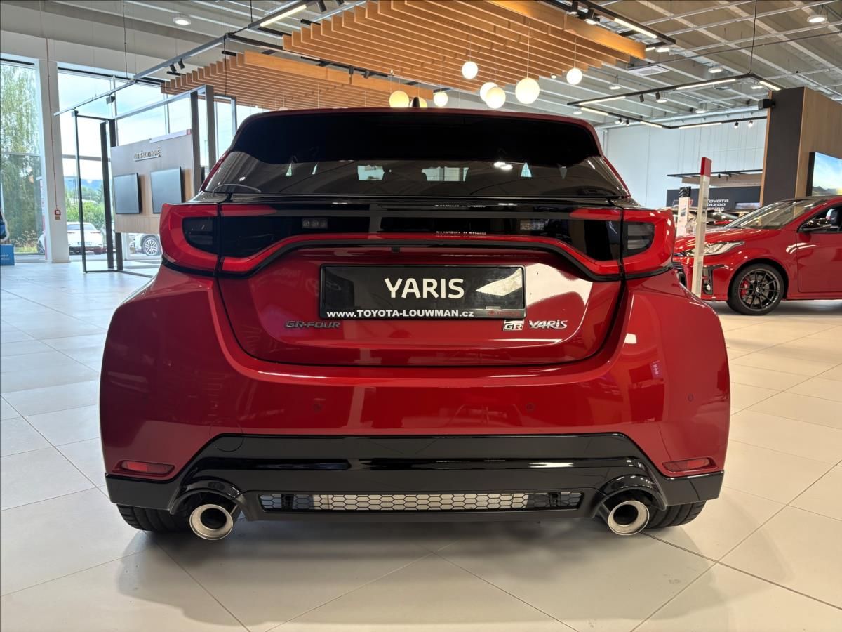 Toyota Yaris, 1,6   GR Turbo Dynamic VIP AT - fotka 6
