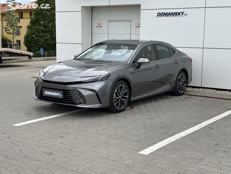 Toyota Camry, PRESTIGE 2.5 HEV AT