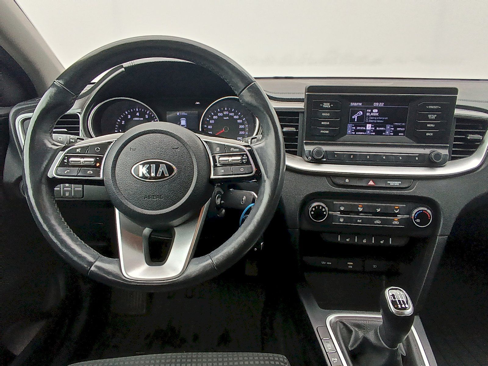 Kia Cee´d, 1,5 T-GDi/118kw 6°MP - fotka 5