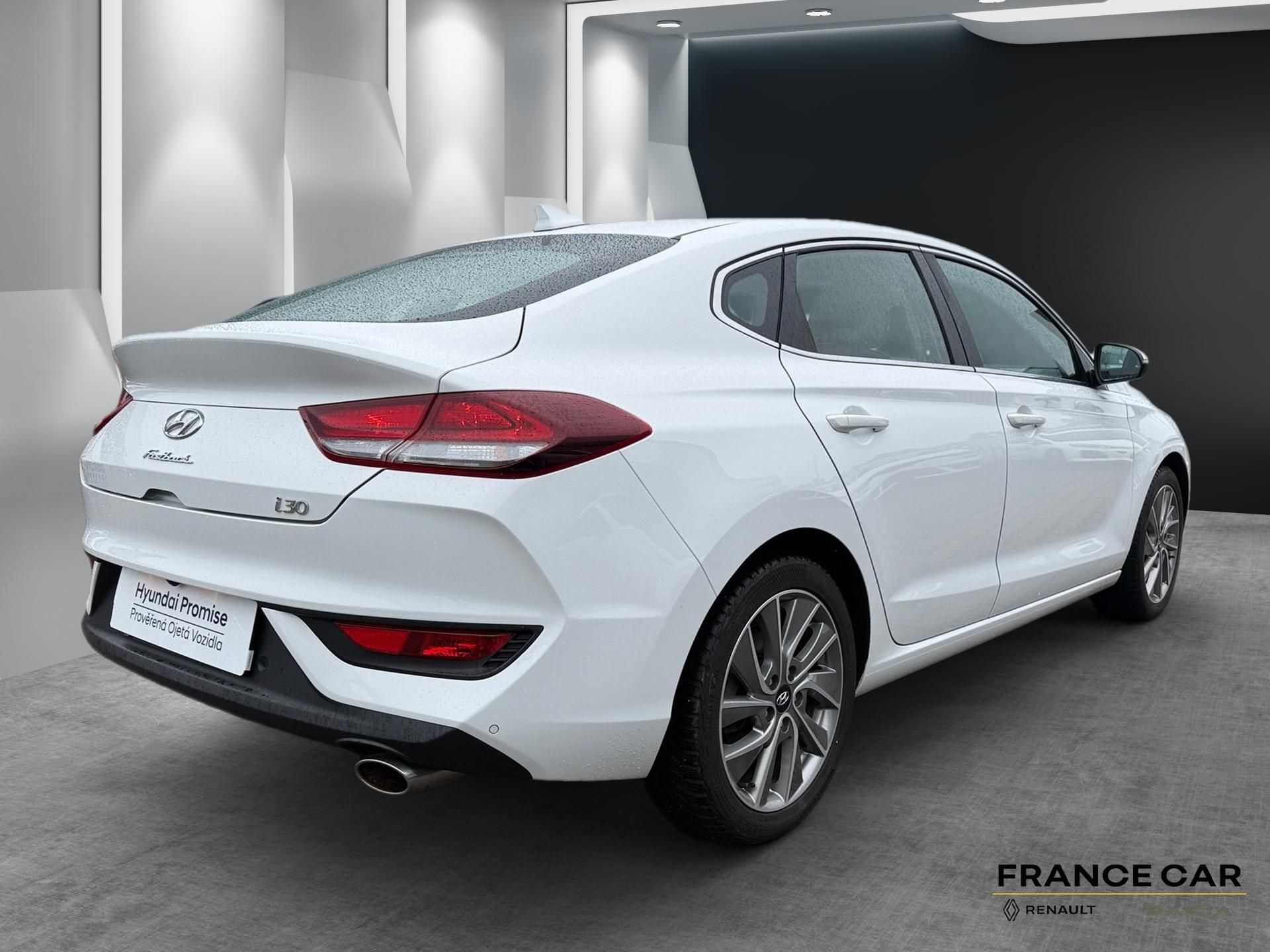 Hyundai i30, 1,4 T-GDi 103 kW DCT STYLE - fotka 5