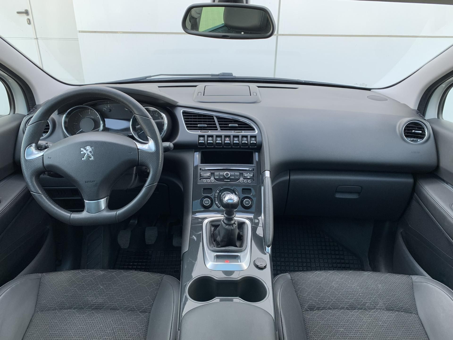 Peugeot 3008, ALLURE+ 1,6 BlueHDi 88kW - fotka 2