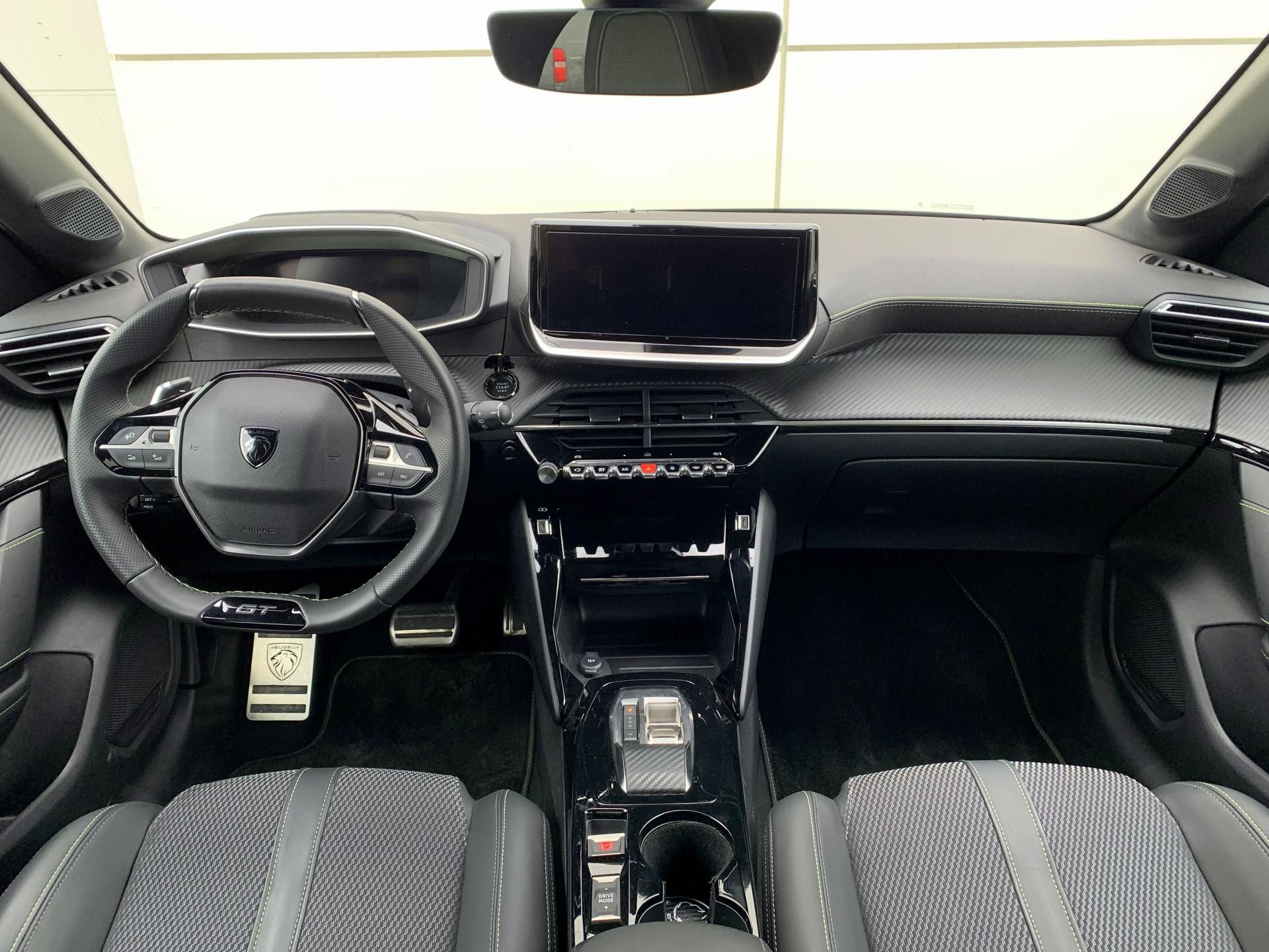Peugeot 208, GT Hybrid 74kW AT - fotka 2