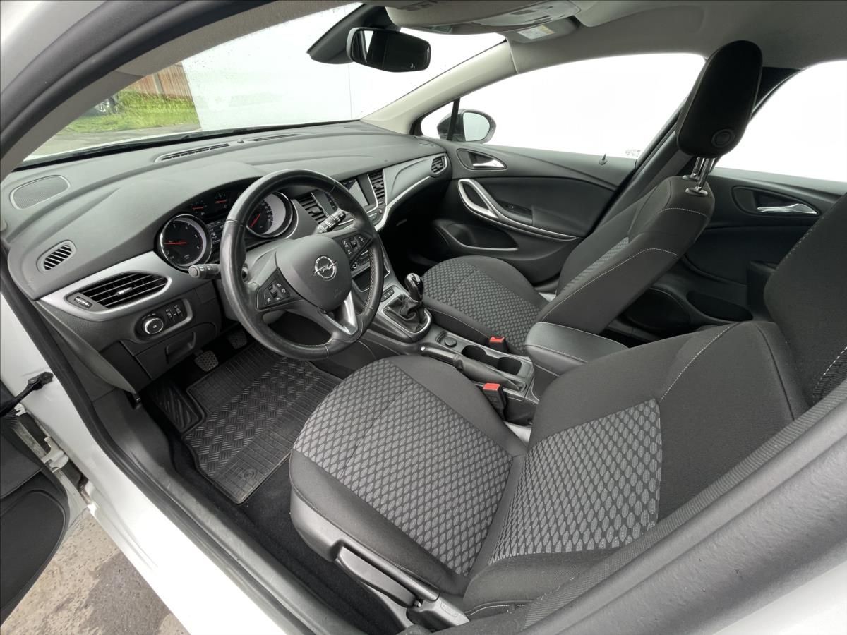 Opel Astra, 1,5 CDTi Edition ST PDC+AC - fotka 5