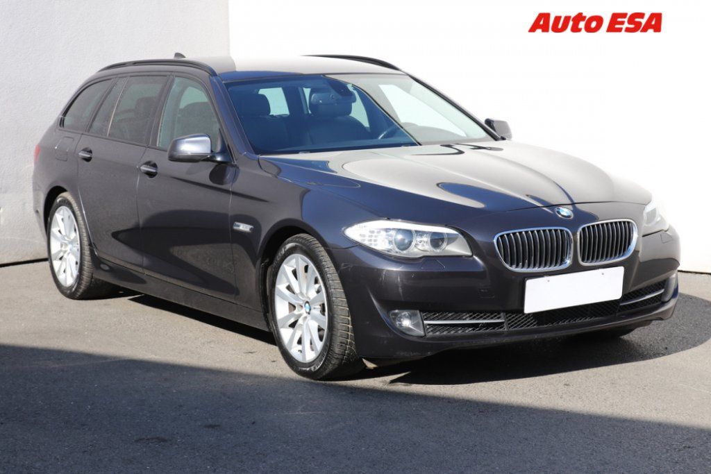 BMW Řada 5, 3.0d 525D