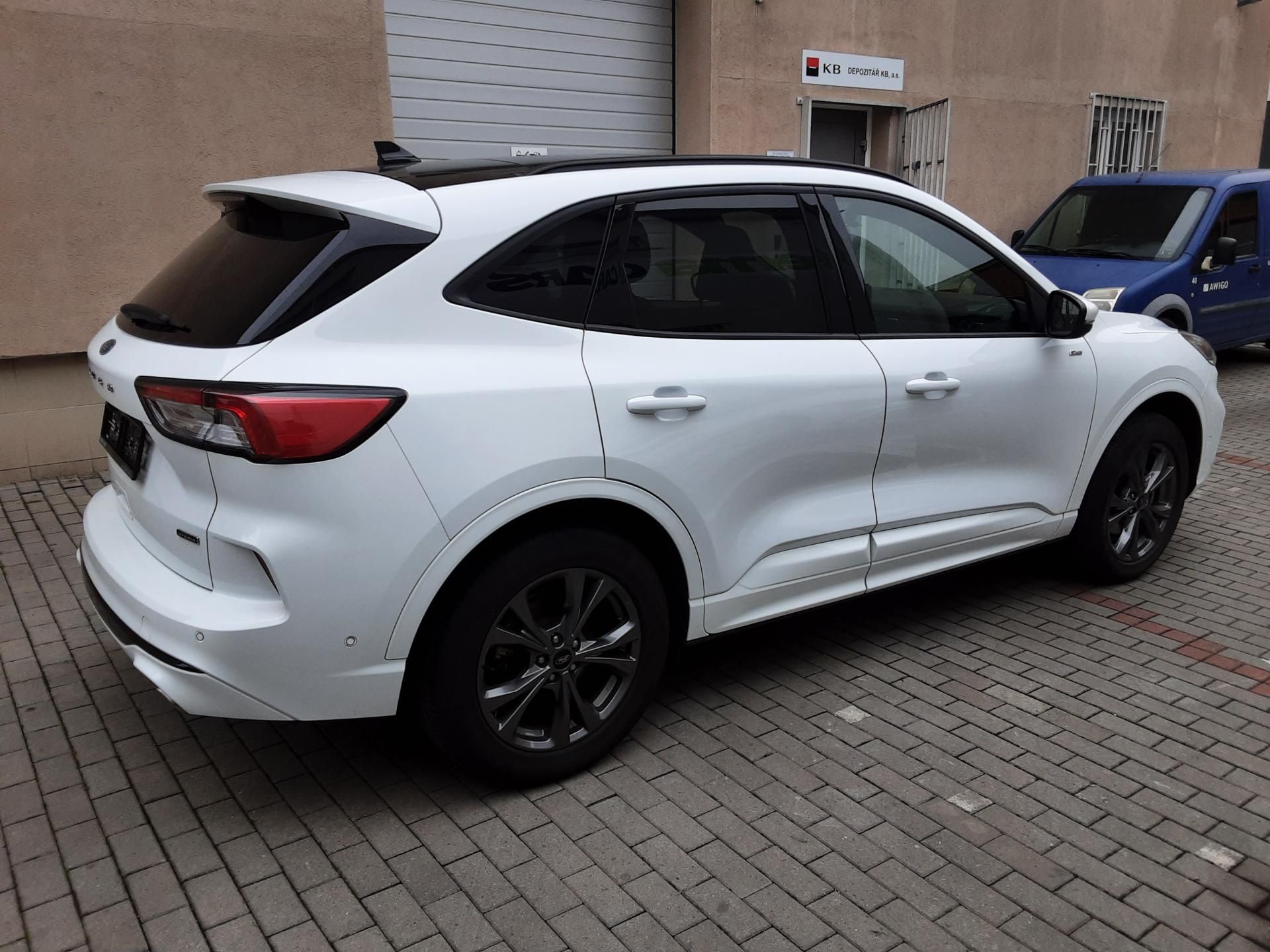 Ford Kuga, 2.5i PHEV 165 kW ST-line AT TZ - fotka 2