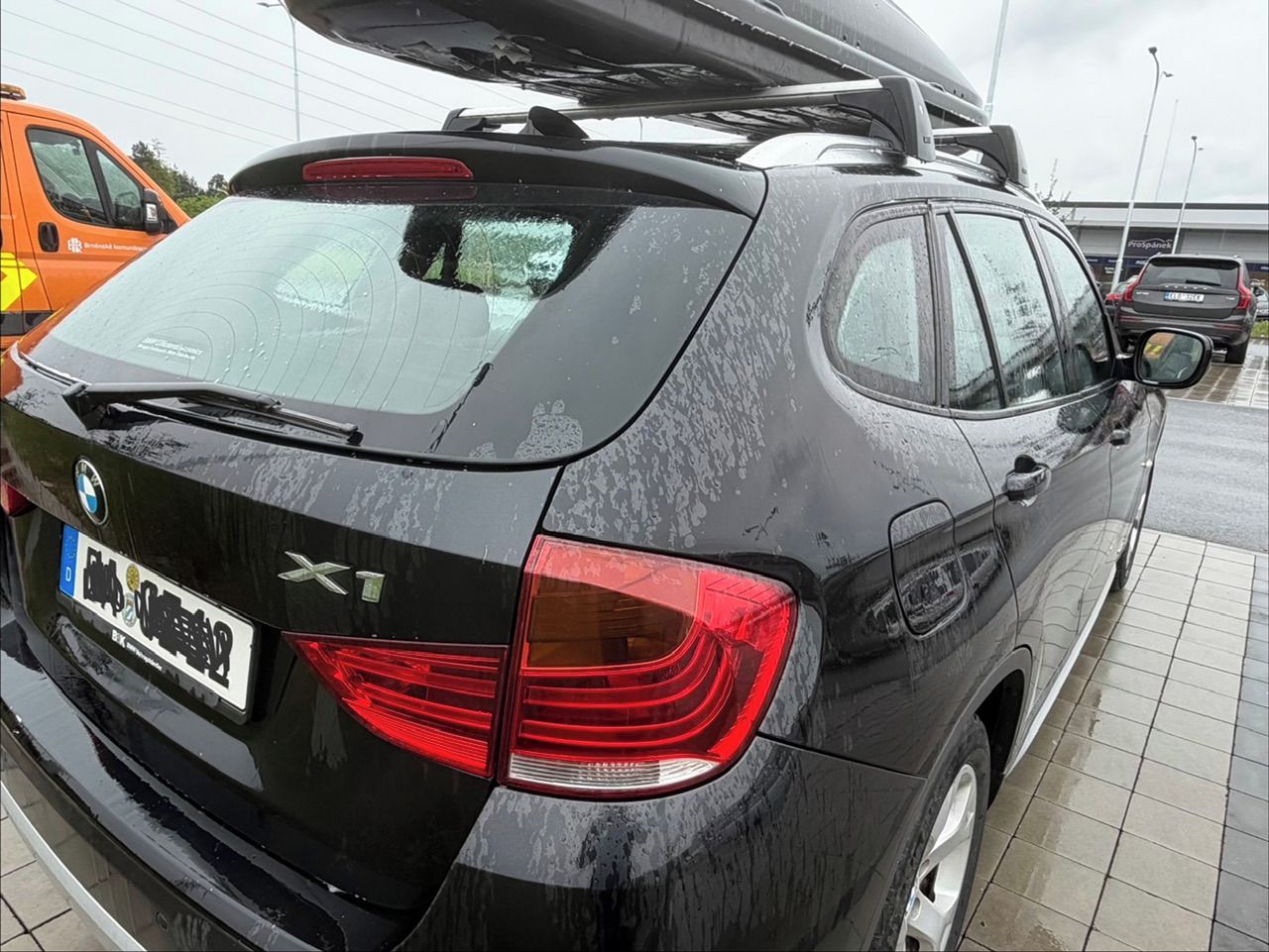 BMW X1, xDrive 4×4, manuál, tažné - fotka 3