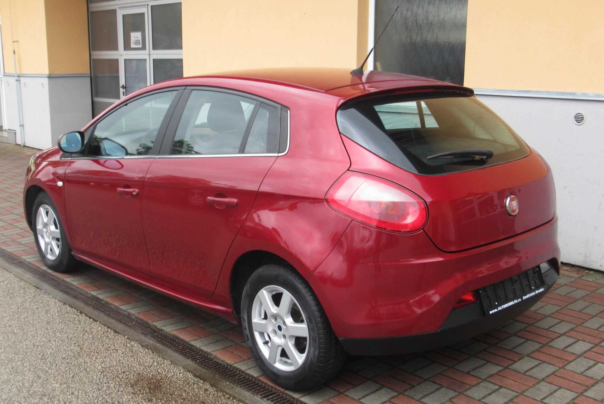 Fiat Bravo, 1.4 i  AUT. KLIMA - fotka 2