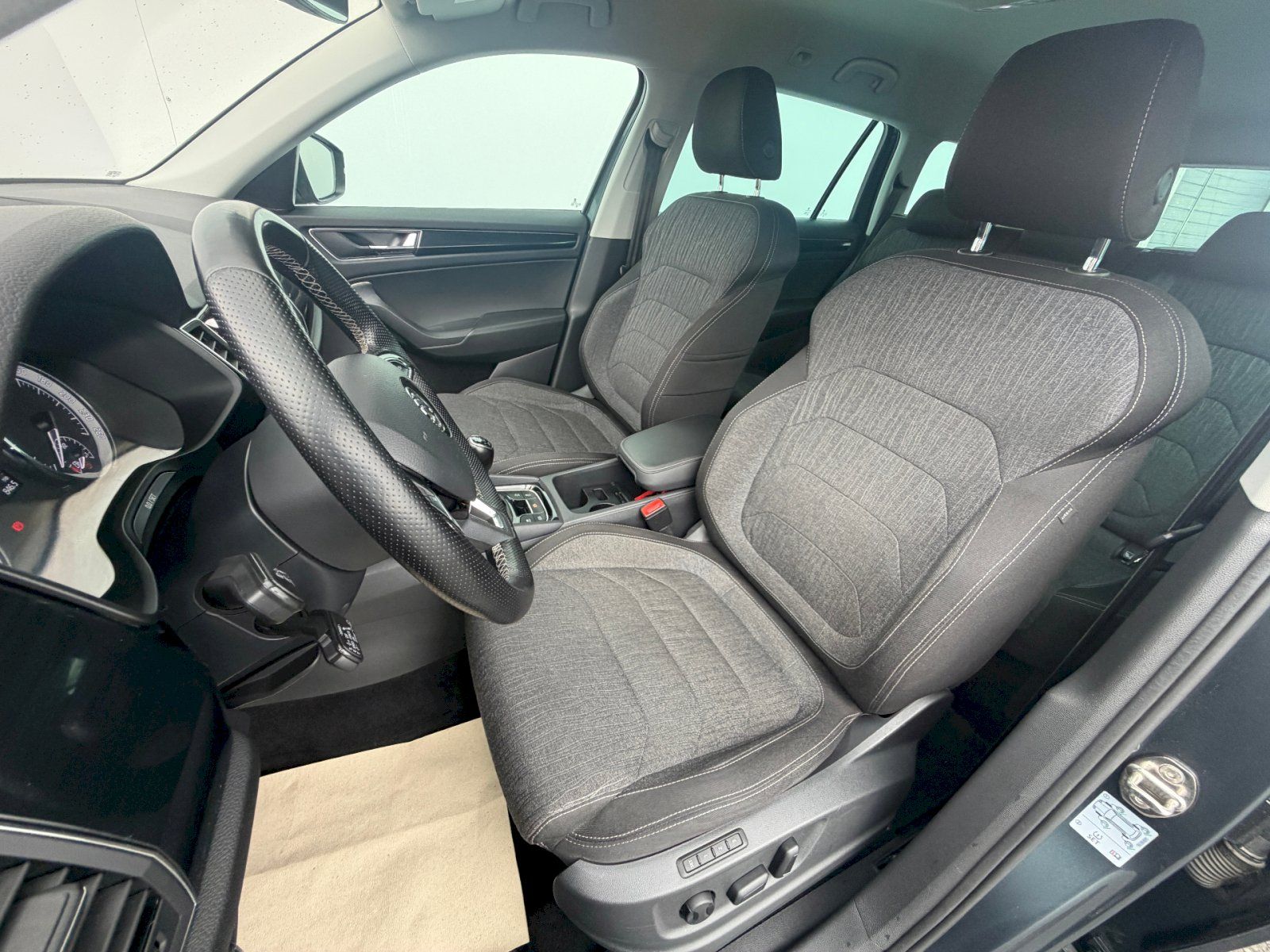 Škoda Kodiaq, 1.4 TSI 110kW 4x4 Style 7 míst - fotka 6