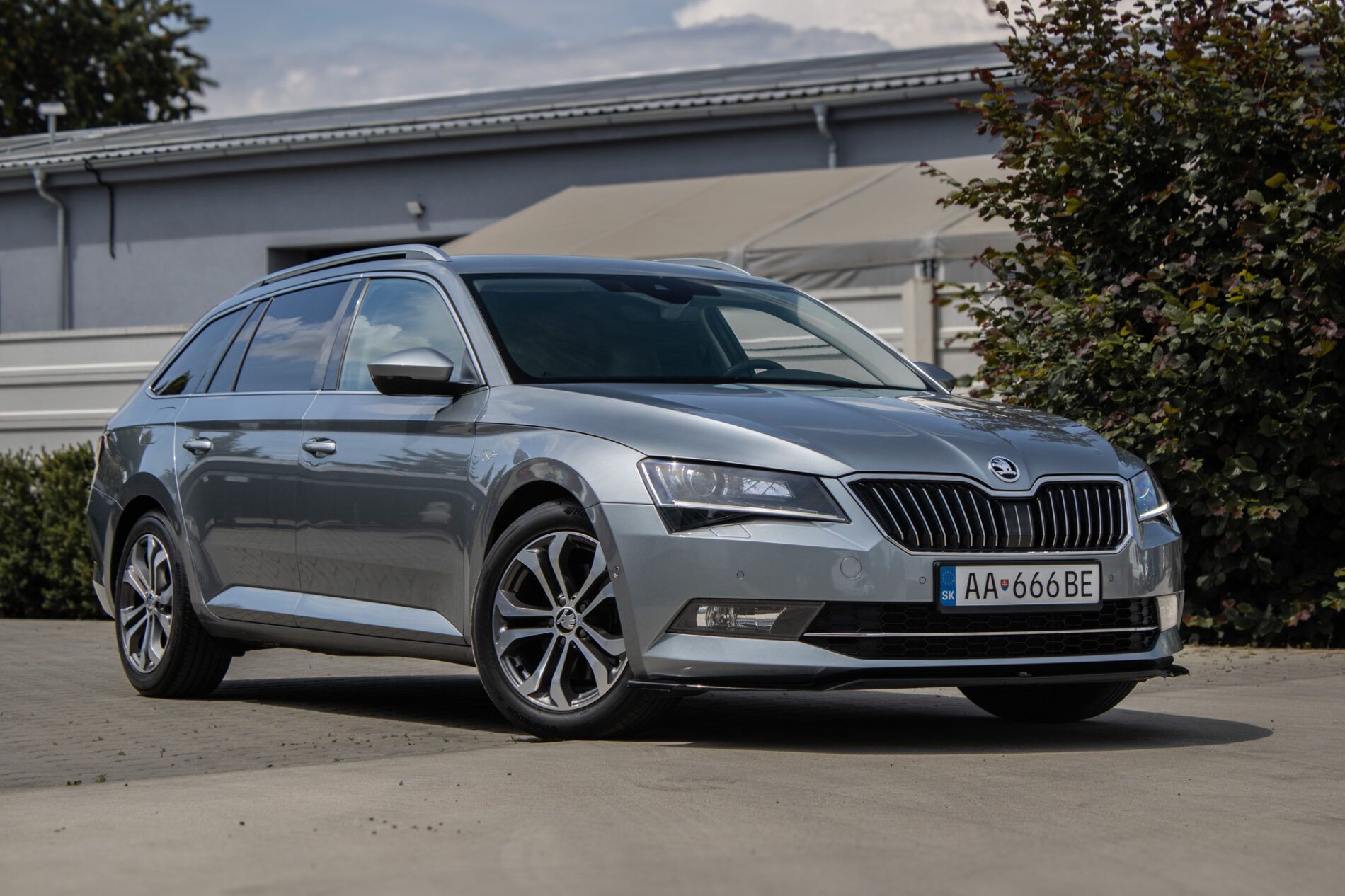 Škoda Superb - fotka 3