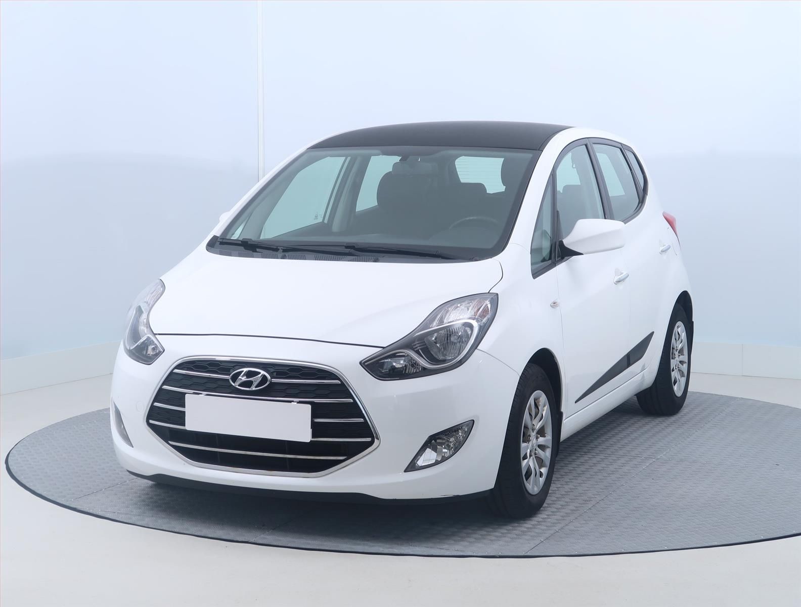 Hyundai ix20, 1.4 CVVT, Serv.kniha - fotka 2