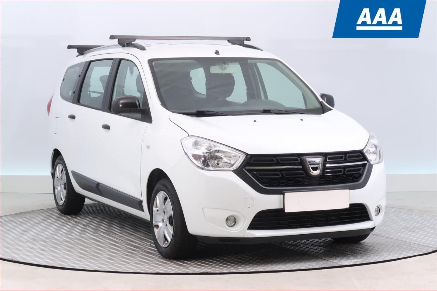 Dacia Lodgy, 1.6 SCe, Arctica, 7 míst, ČR
