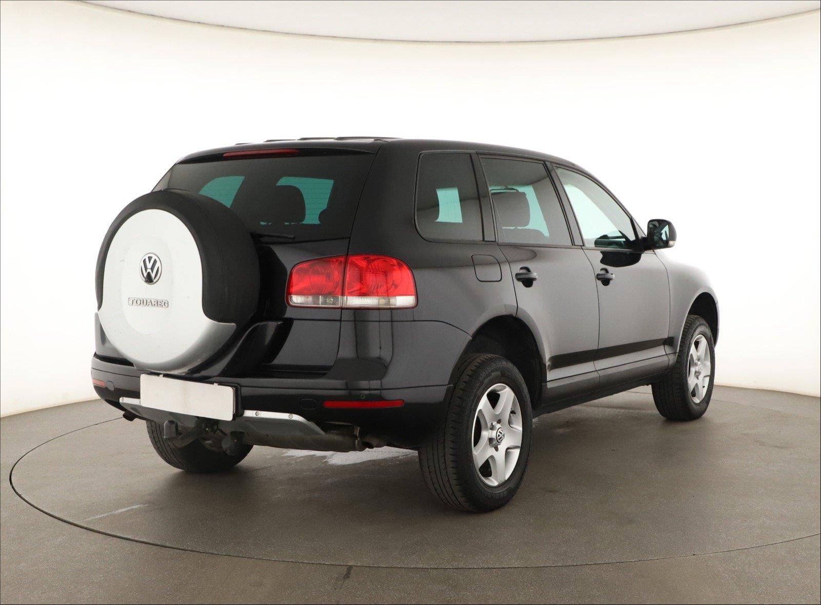 Volkswagen Touareg, 2.5 R5 TDI, 4X4 - fotka 5