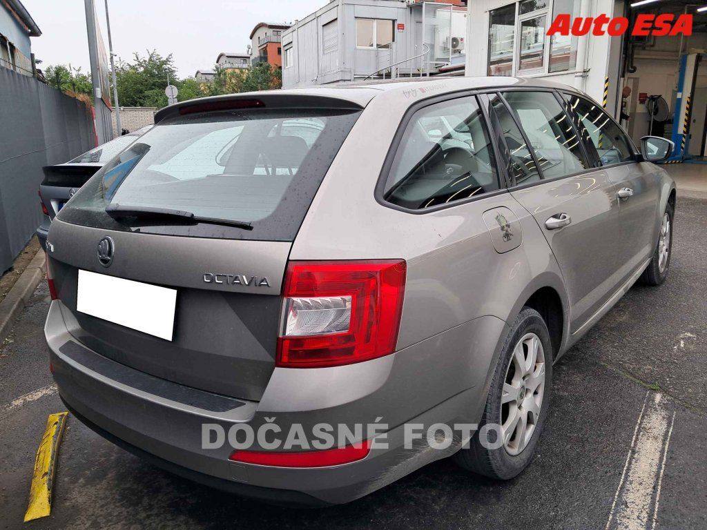Škoda Octavia, 1.2 TSI - fotka 2