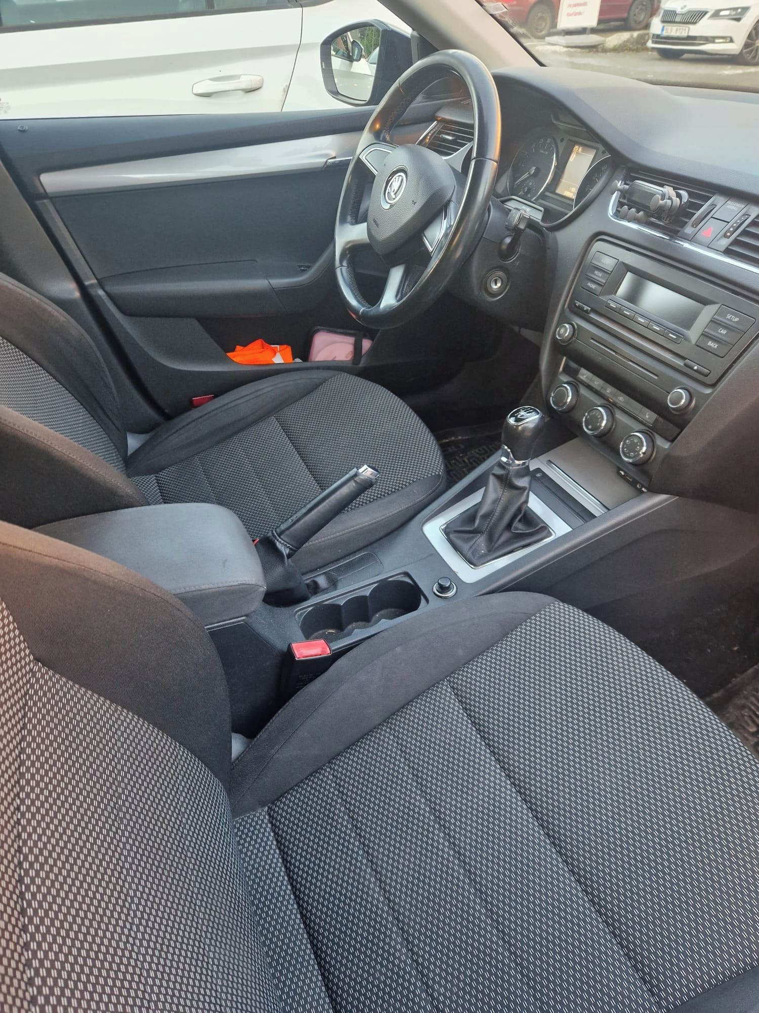 Škoda Octavia, 1.6, autorizovaný servis - fotka 5