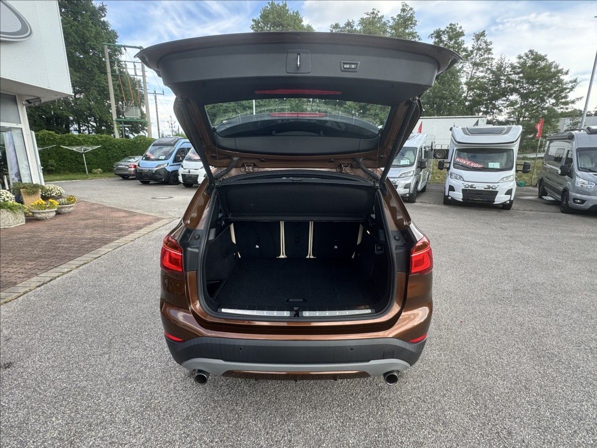 BMW X1, 2,0   S Drive - fotka 5
