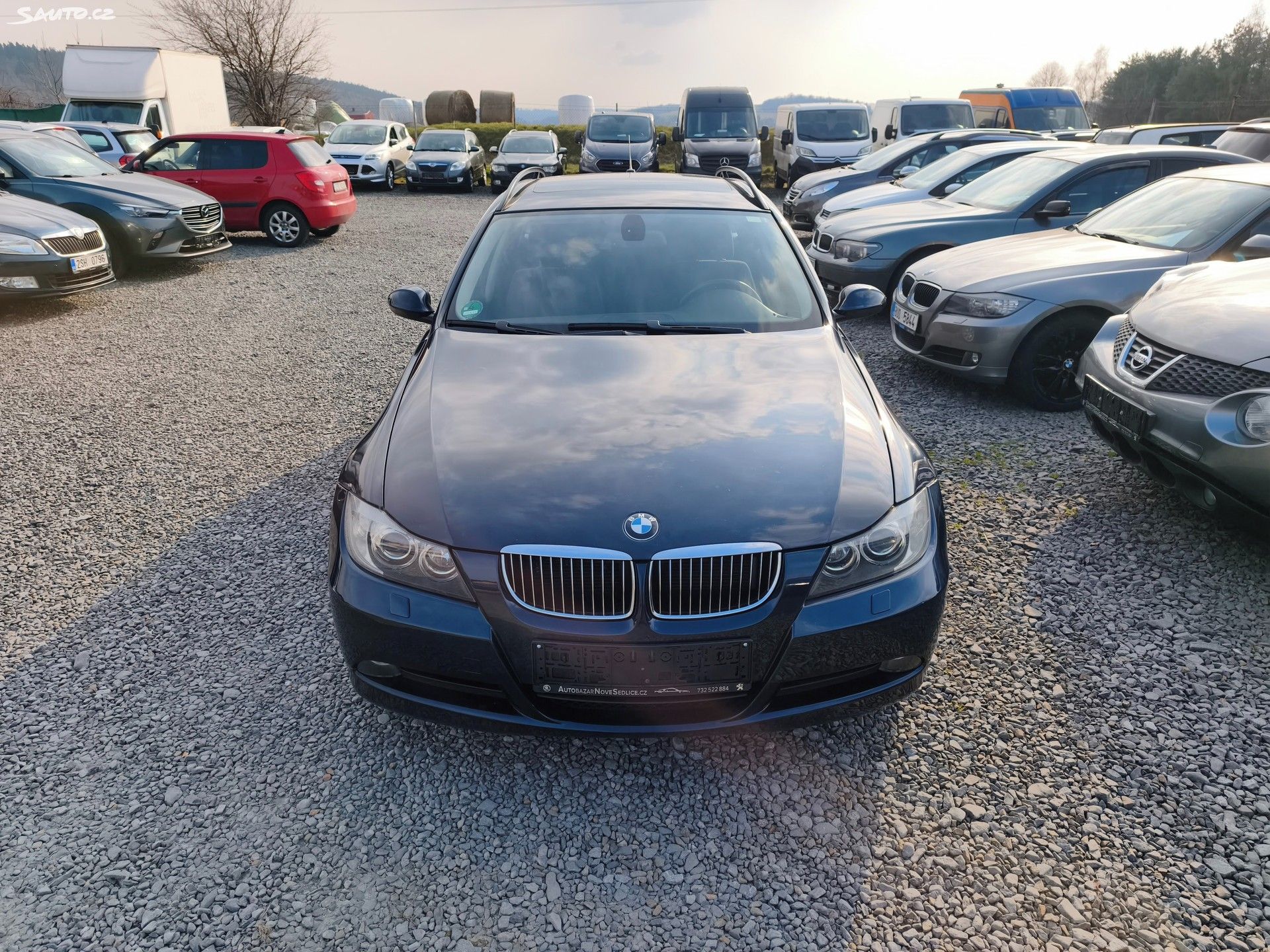 BMW Řada 3, 325Xi Mauál, Výhřevy, Panorama - fotka 4