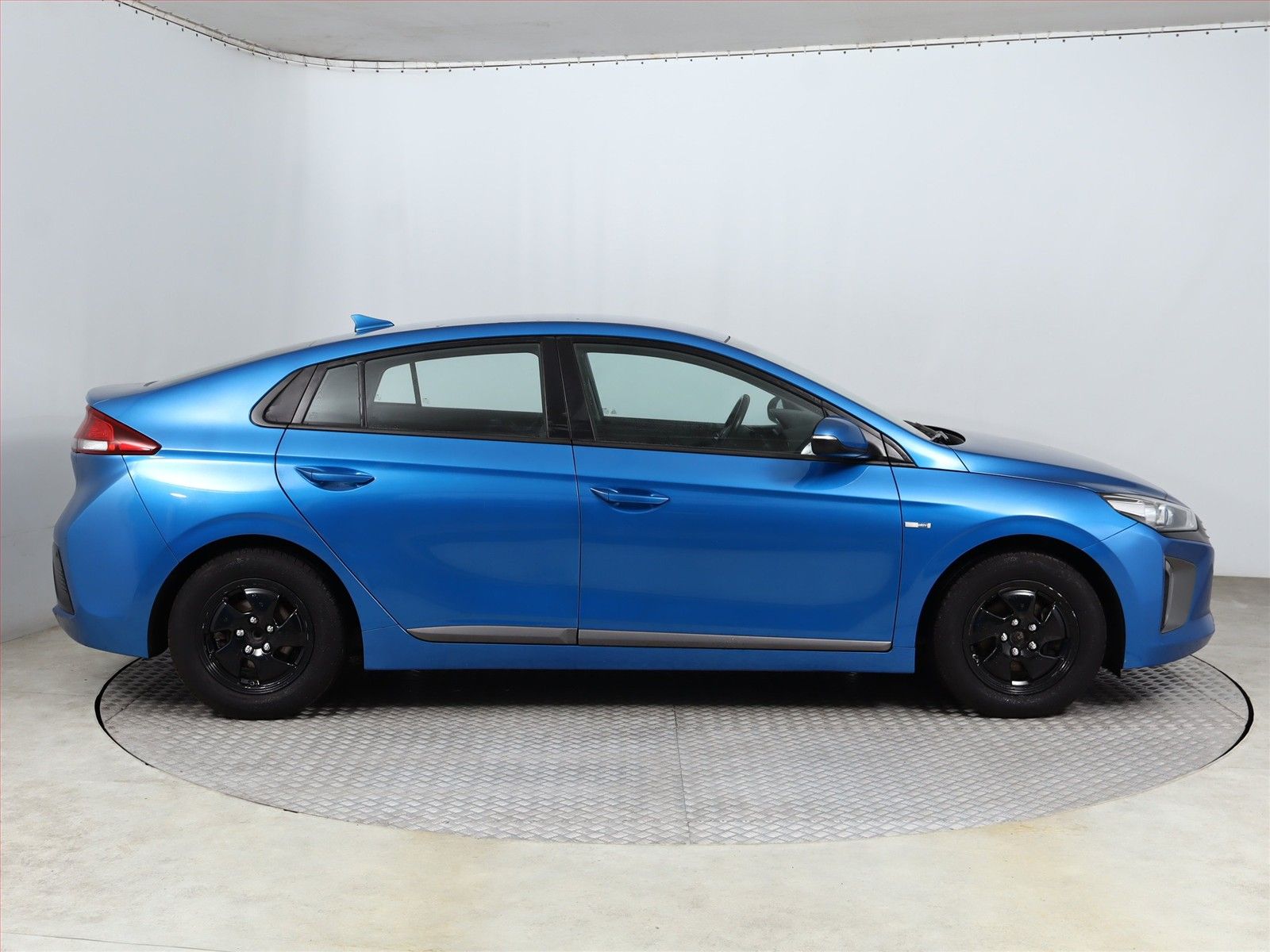 Hyundai Ioniq, Hybrid, Automat, Serv.kniha - fotka 6