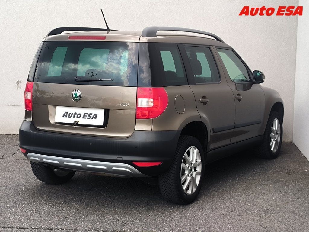 Škoda Yeti, 1.2 TSi,Ambition,AT - fotka 4